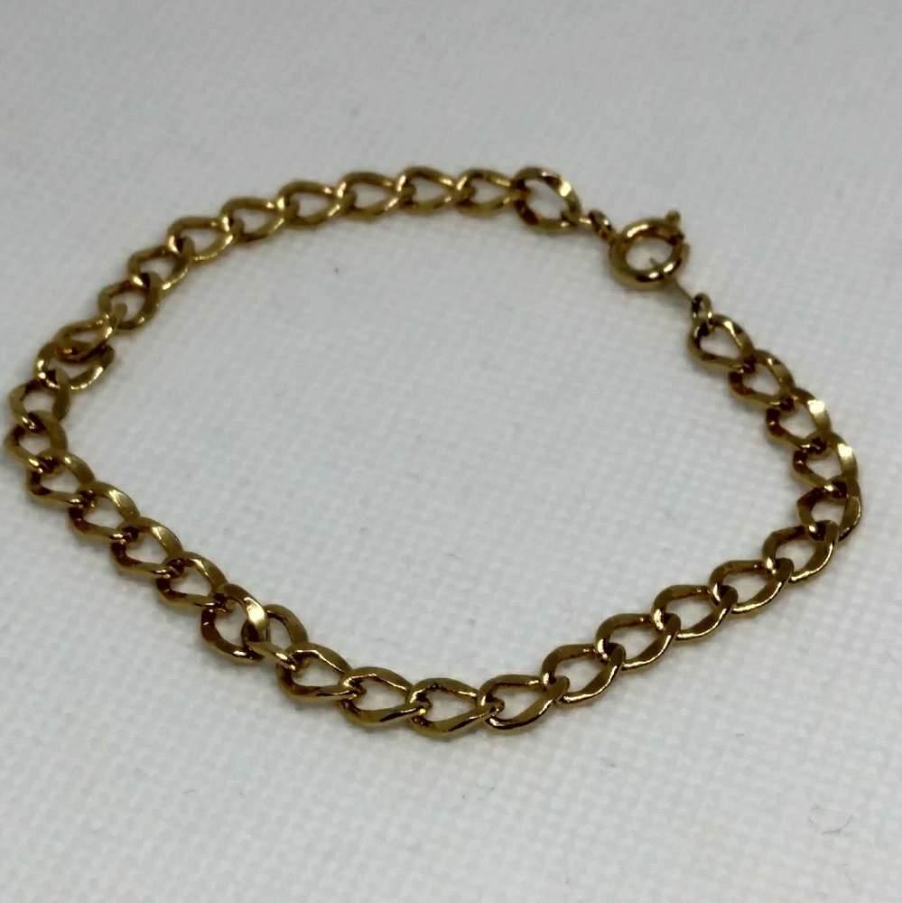 Gold tone link chain bracelet approx 7"